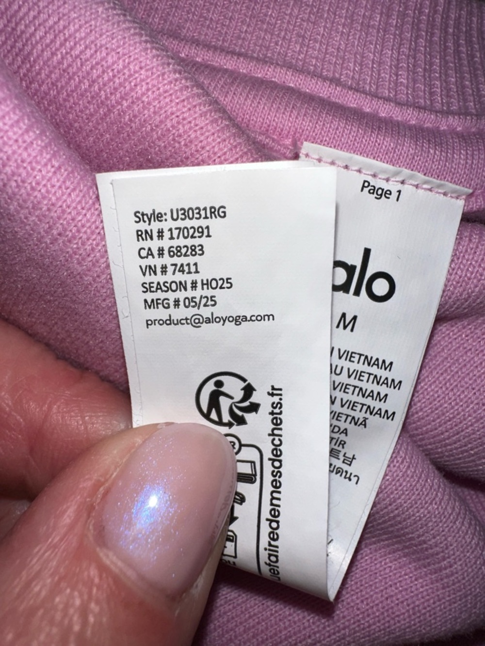 alo Candy Heart Pink Crewneck Sweatshirt in Size Medium. Washed but not worn. - Picture 4 of 4